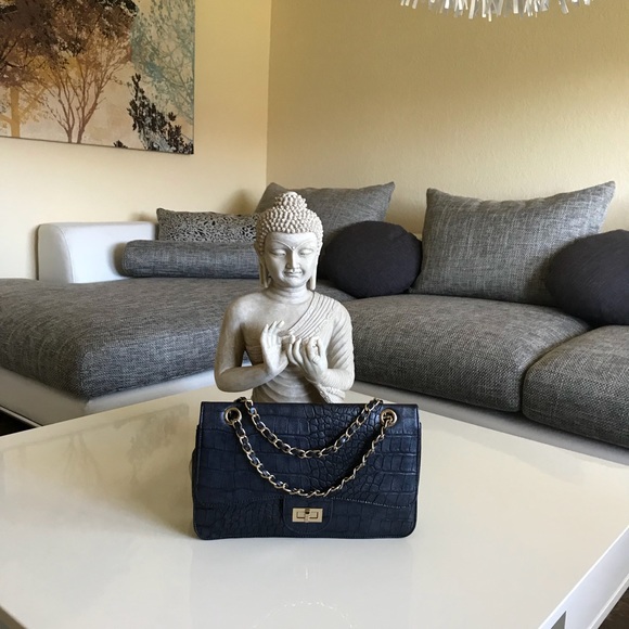 NEW 😍💙 Omar Sharif Paris Handbag - Picture 2 of 4